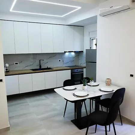 Duplex Lungomare アパート