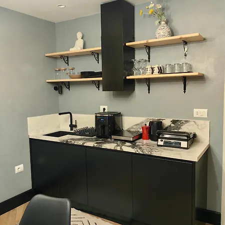 Duplex Lungomare Avlonya