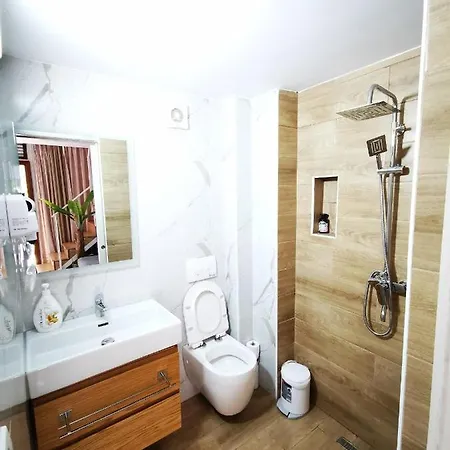 Duplex Lungomare Apartment *